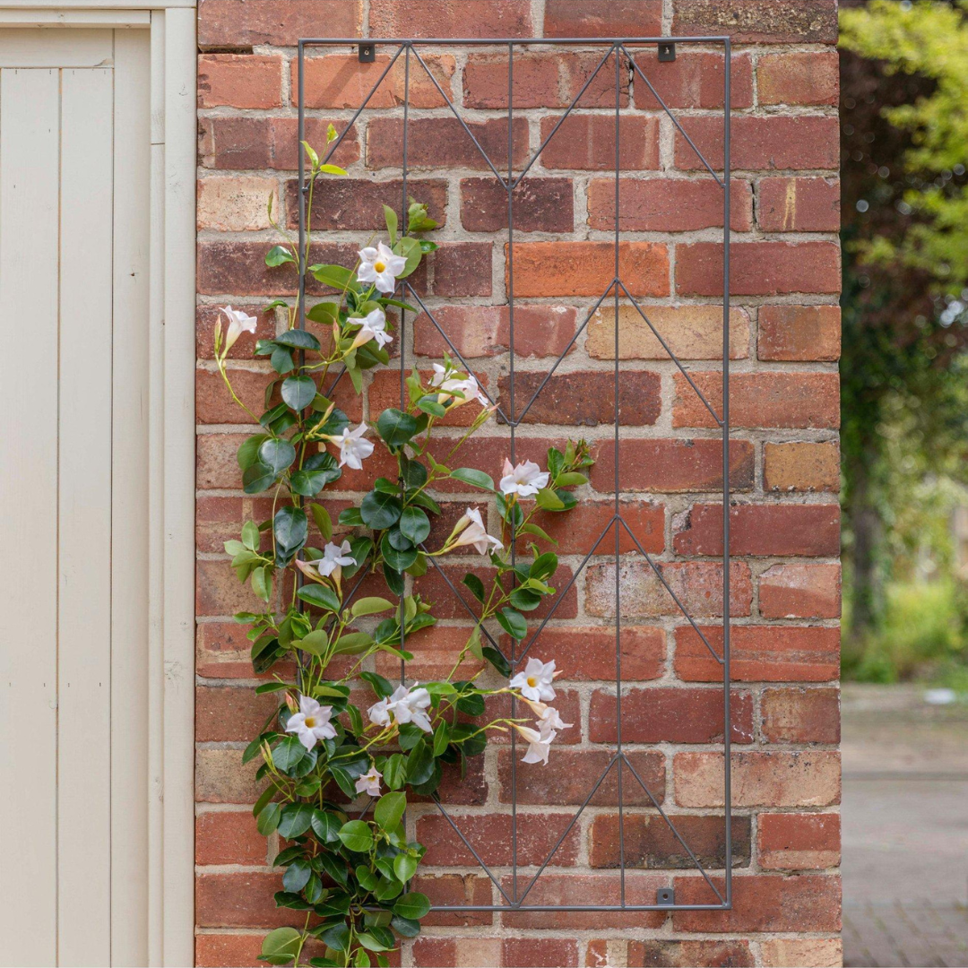 Outdoor Herringbone Trellis Bronze