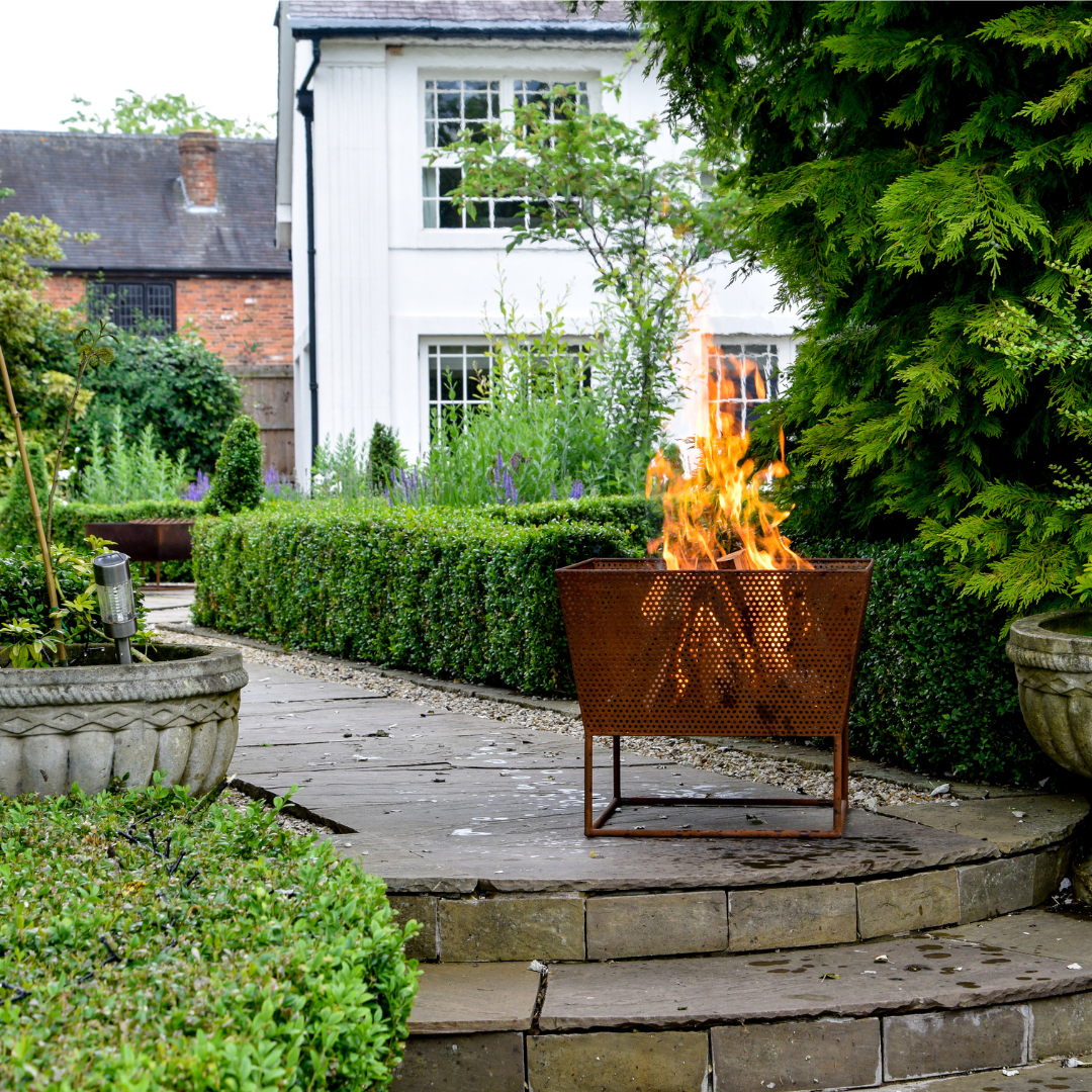 Outdoor Norfolk Firebowl Rust Iron