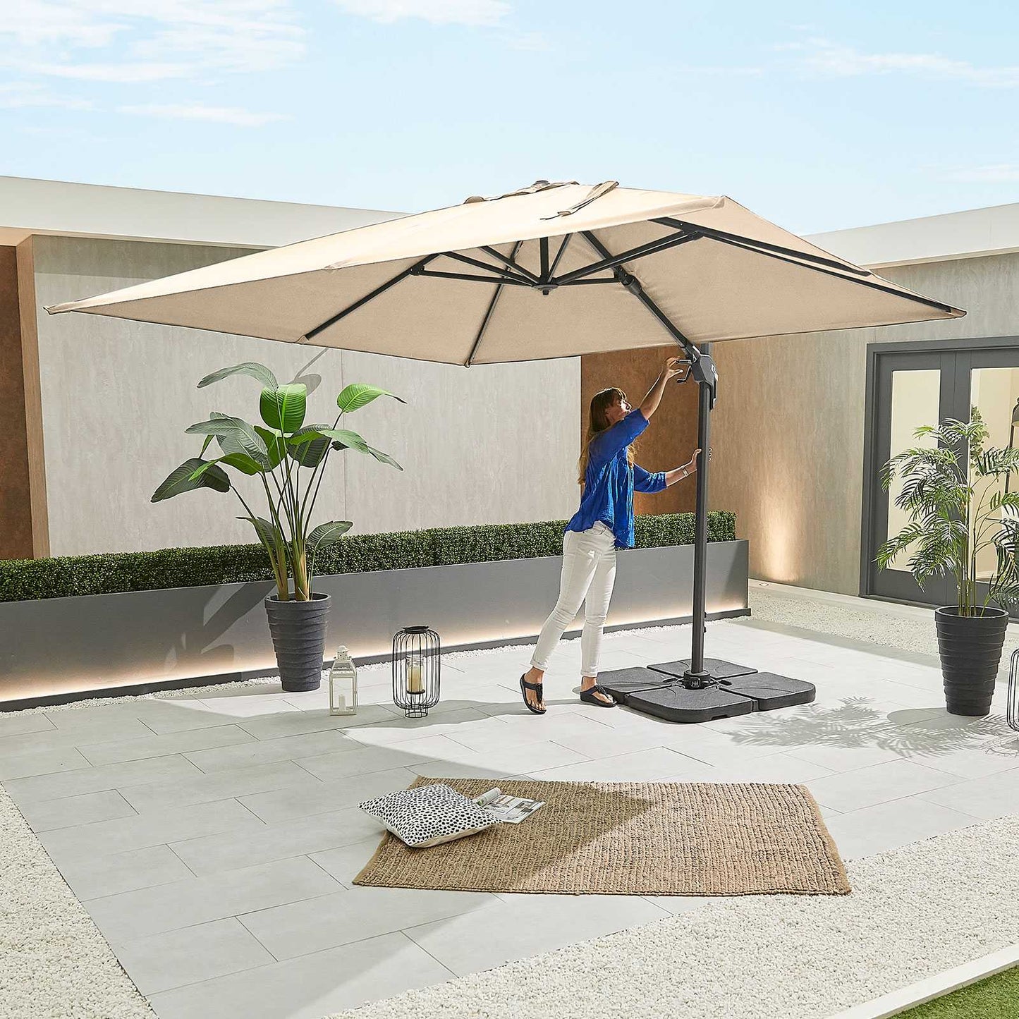 Nova - Genesis Grey Beige Frame Cantilever Parasol - 3m Square