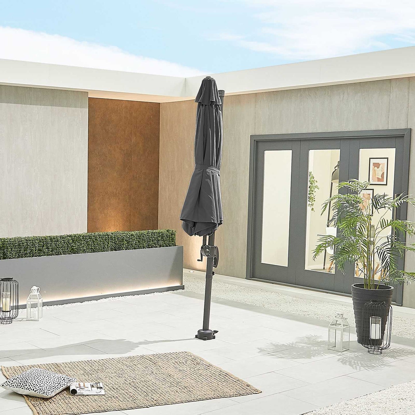 Nova - Apollo Grey Frame Cantilever Parasol, 3m Round