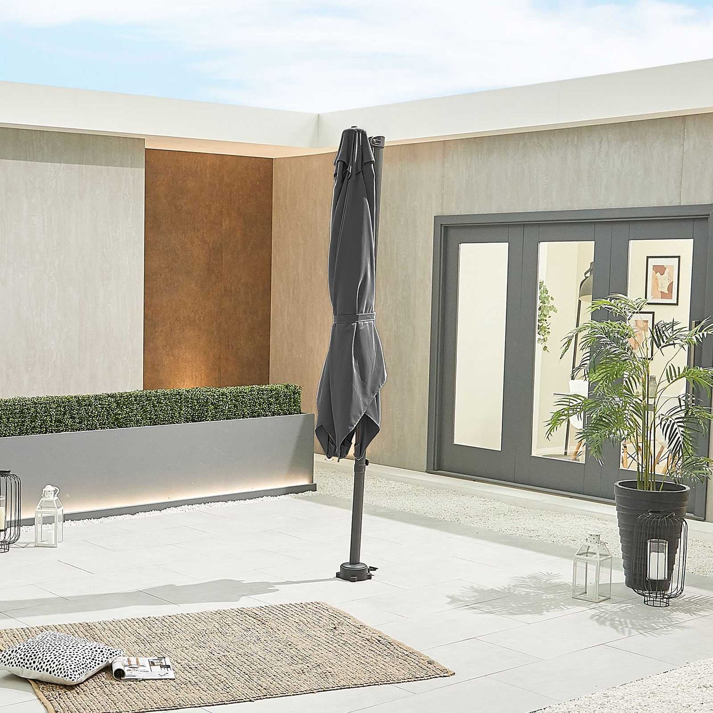 Nova - Apollo Grey Frame Cantilever Parasol, 2.5m Square