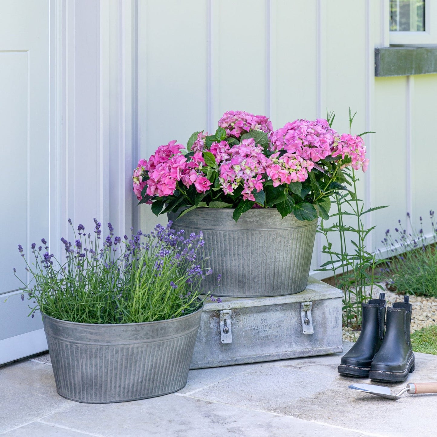 Outdoor Galvanised Trough, Medium